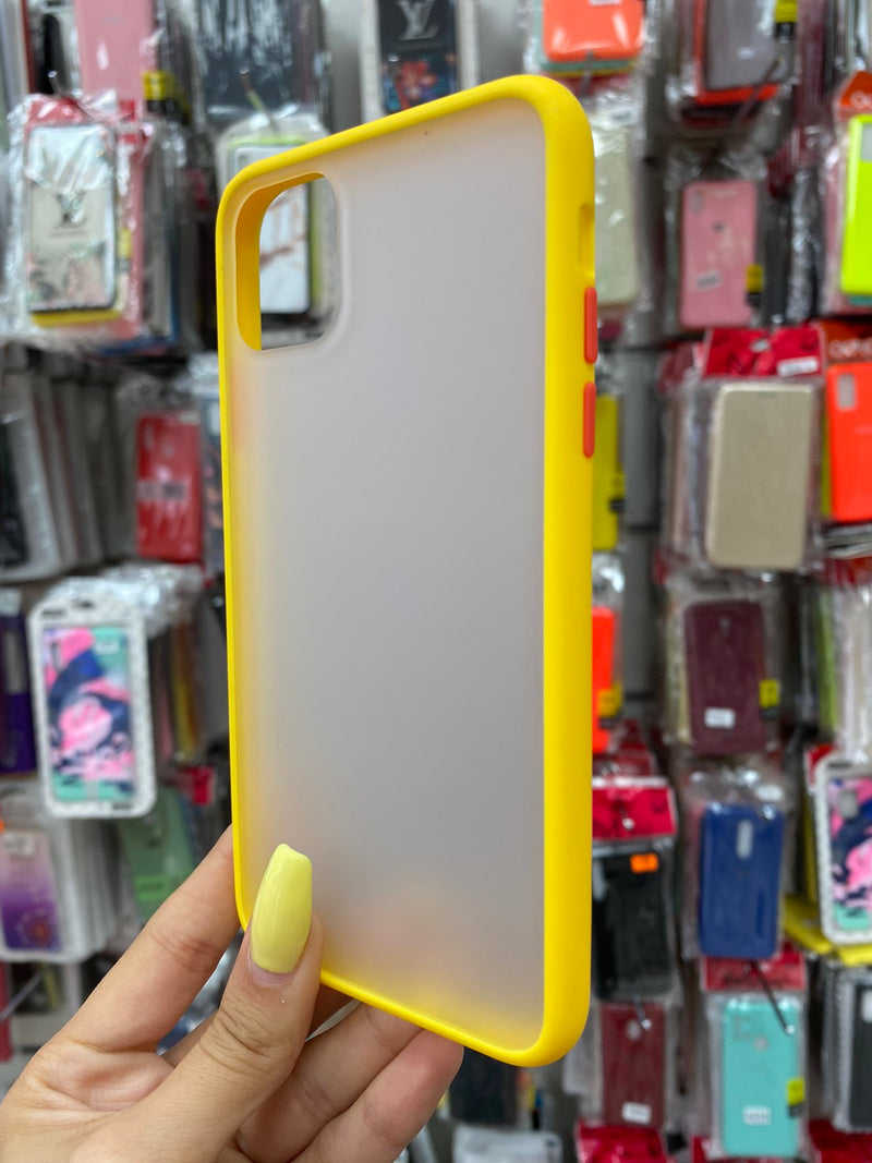 Maska za telefon Iphone 11 Pro Max - Clear Matte Yellow
